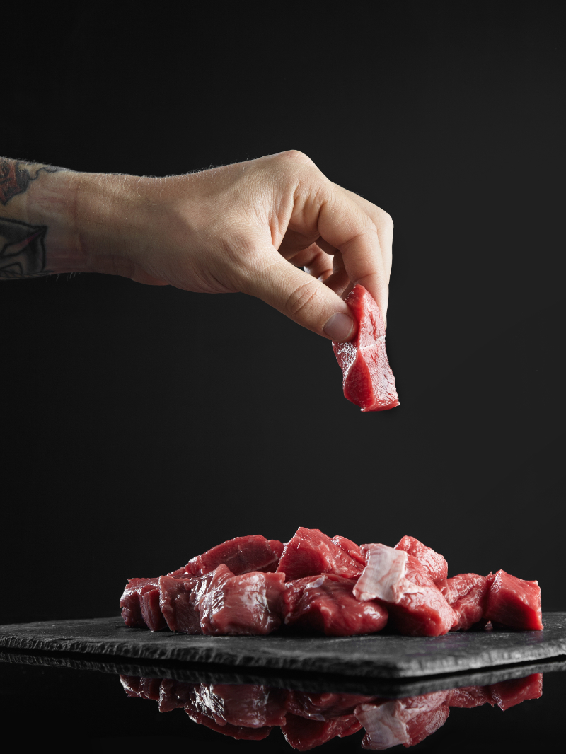 Diseño y desarrollo de website e-commerce para Carnes Campoy. Foto corporativa. Detalle carne troceada.
