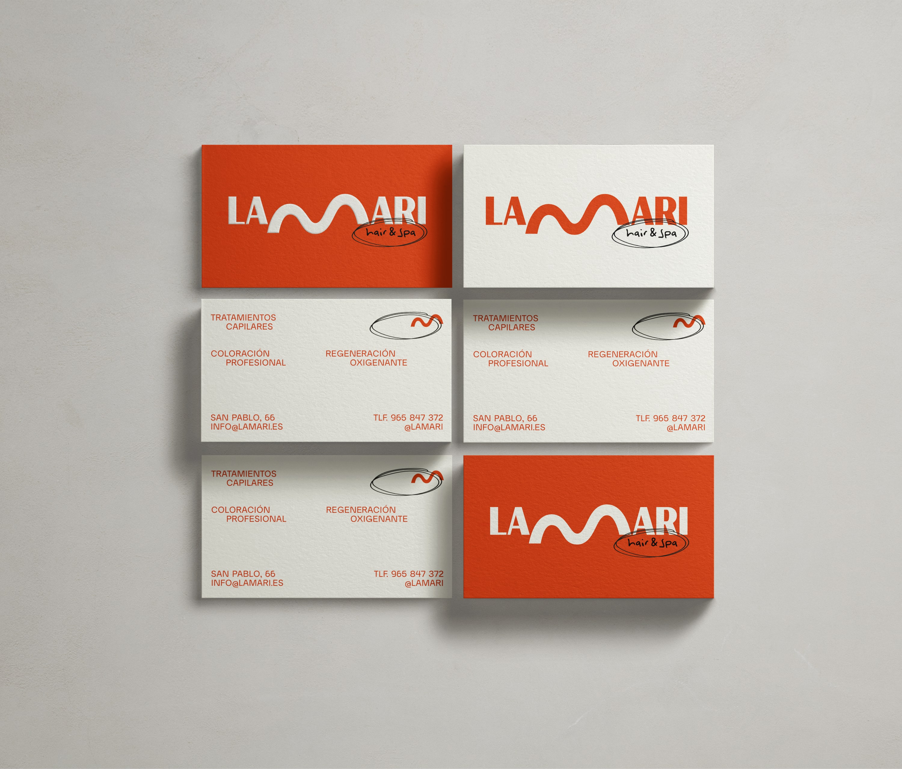 Diseño y desarrollo de identidad visual corporativa para LaMari. Detalle tarjetas de visita.